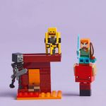 LEGO - Minecraft - A Batalha de Lava no Nether