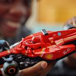 LEGO - Speed Champions - Carro de Corrida Ferrari SF-24 F1